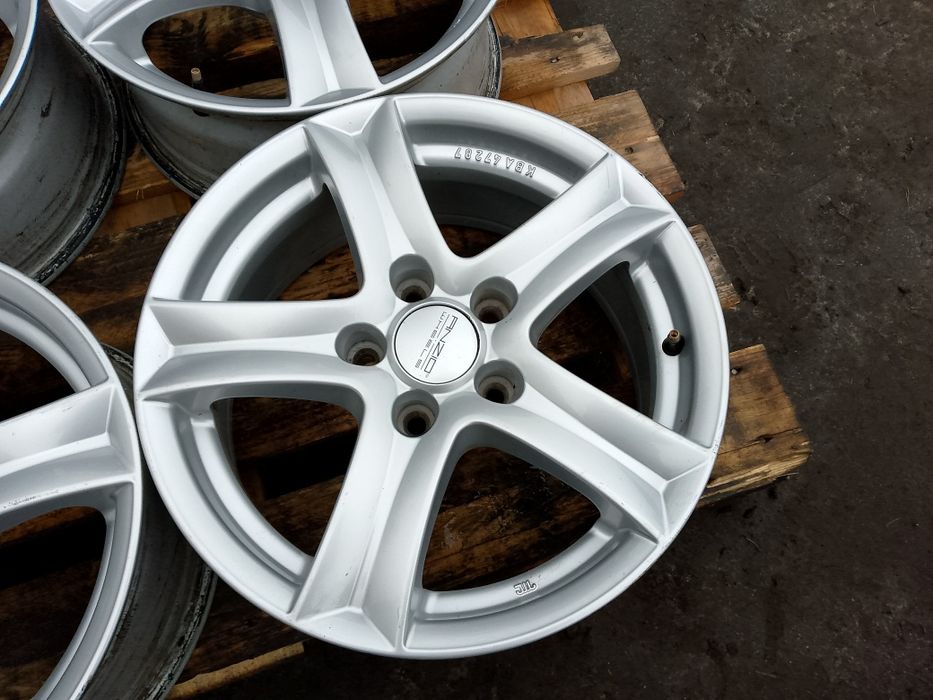 Felgi aluminiowe Hyundai Kia Toyota 16 5x114.3