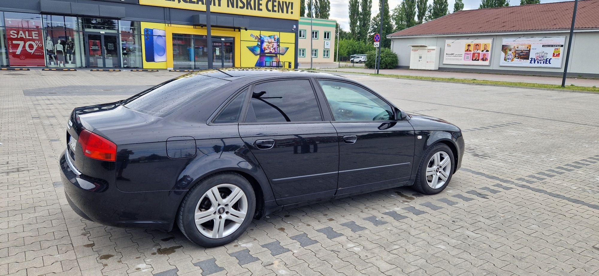 Audi  A4  b7  2.0