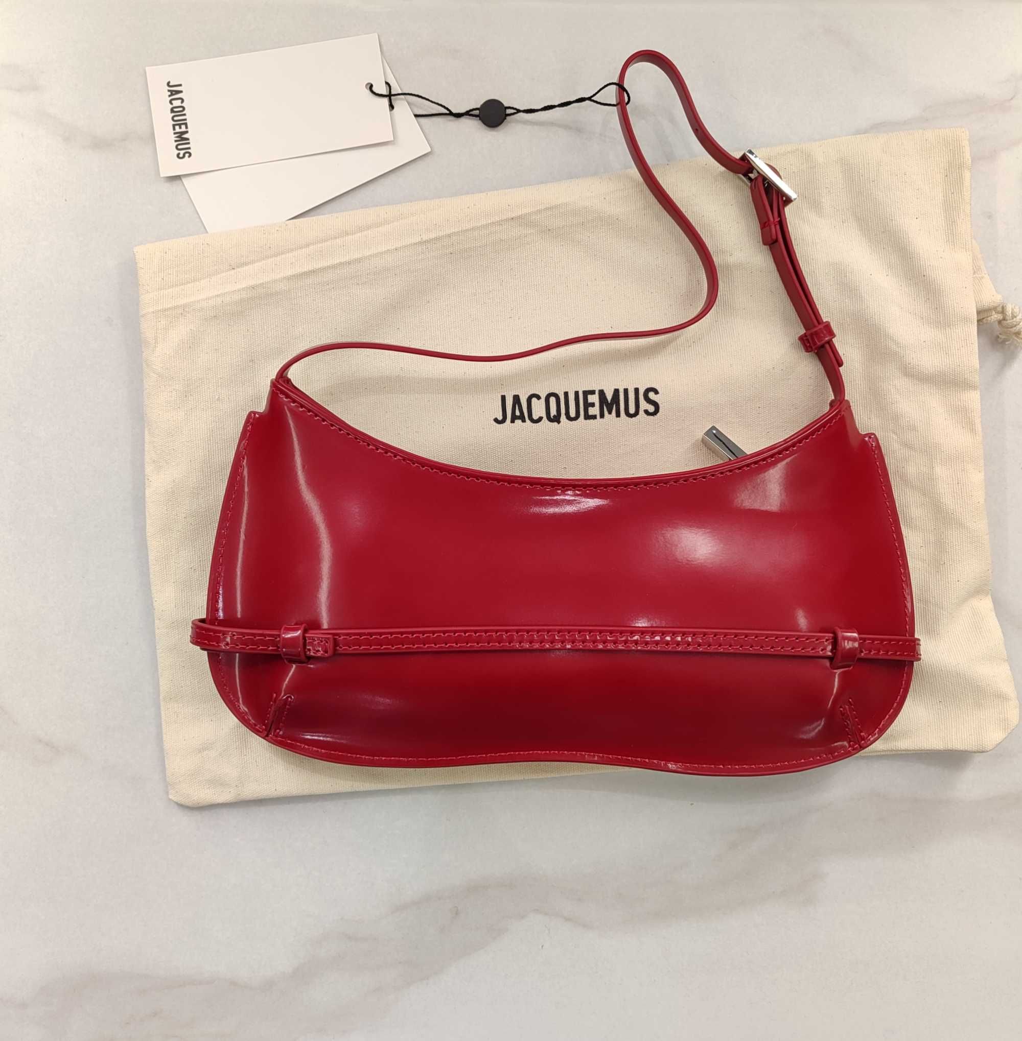 Сумка Jacquemus Le Bisou Ceinture Bag Red