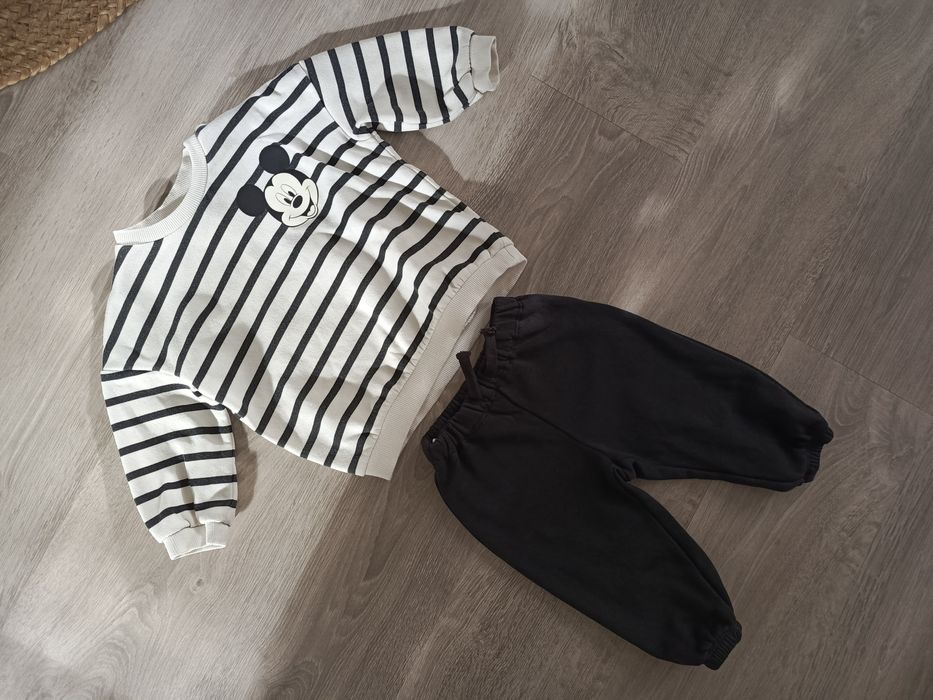 Czarno biały zestaw dresowy bluza i spodnie dresowe myszka Miki H&M 80