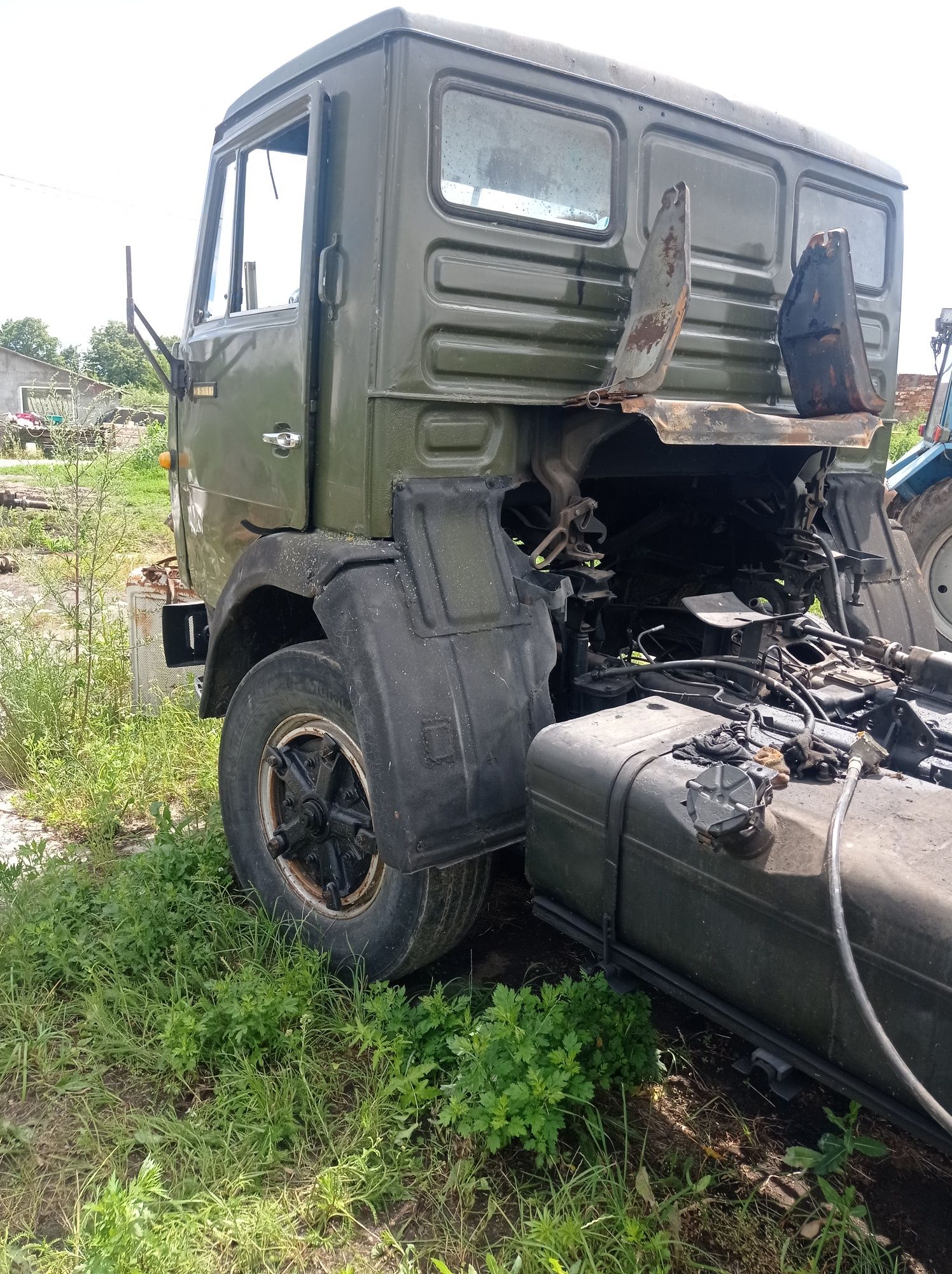 Кабіна автомобіля Камаз бувша у використані.