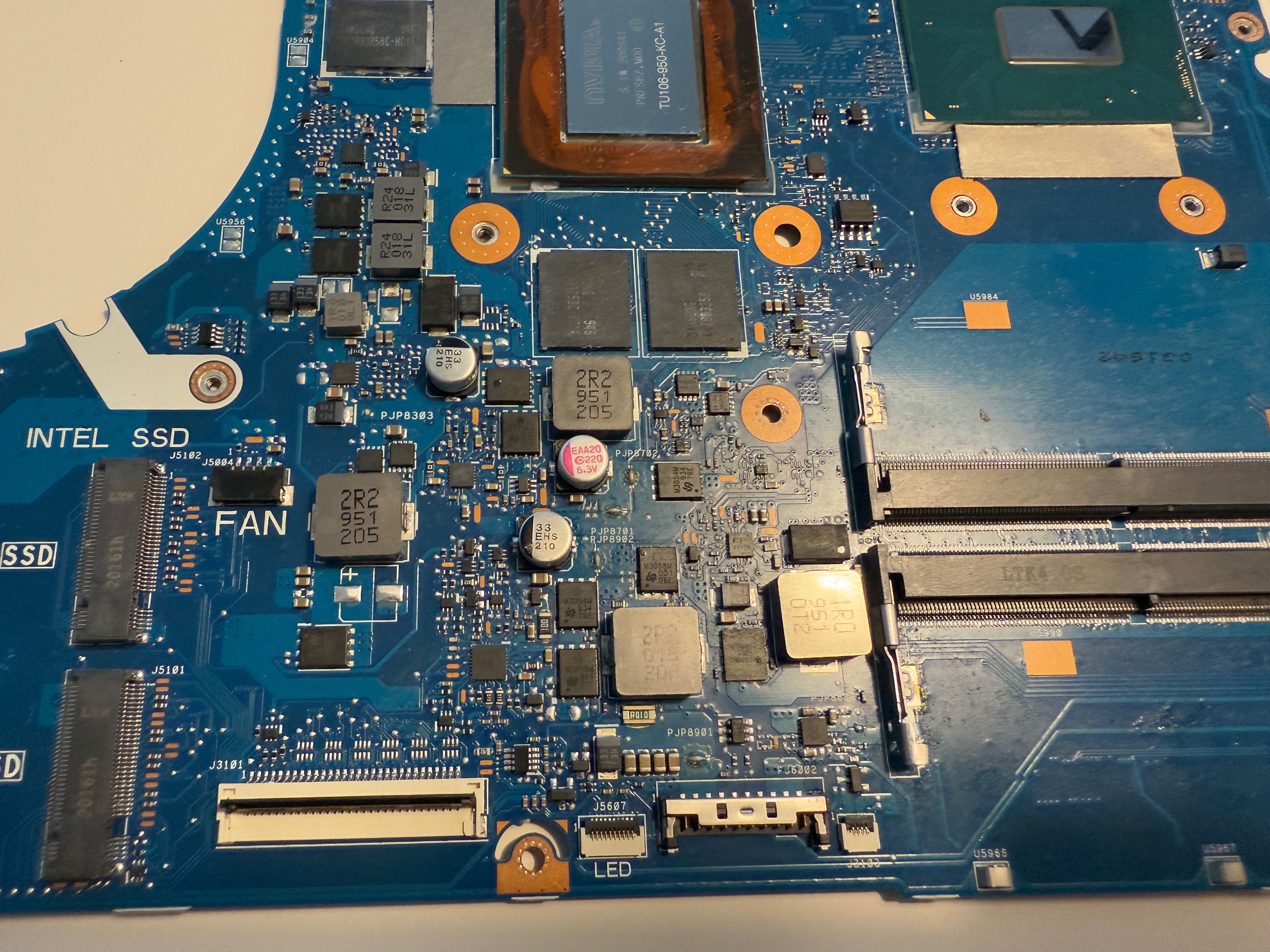 Asus ProArt Studiobook W700: Płyta główna W700G3T Rev 2.0 - DO NAPRAWY