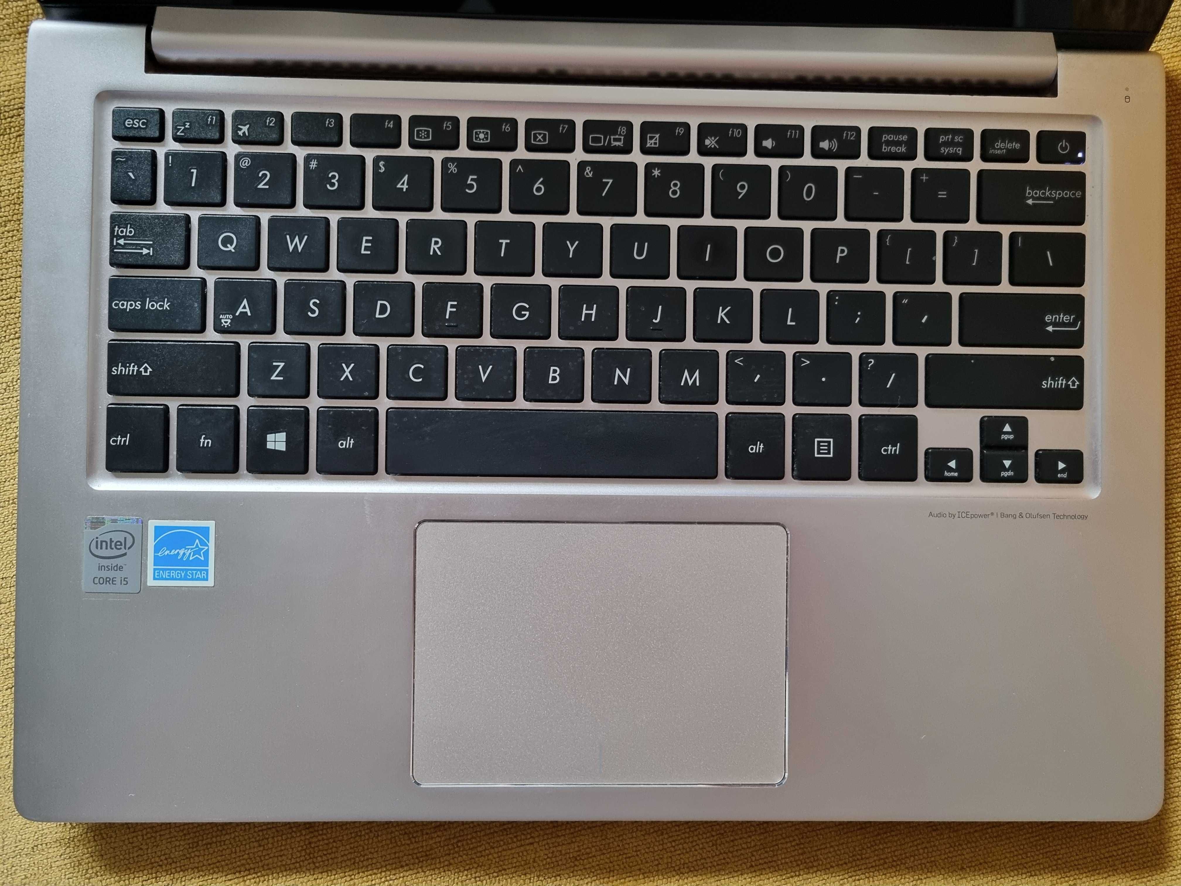 laptop Asus Zenbook UX303L 13" dotyk i5 |8GB| 256GB | 3200x1800 touch