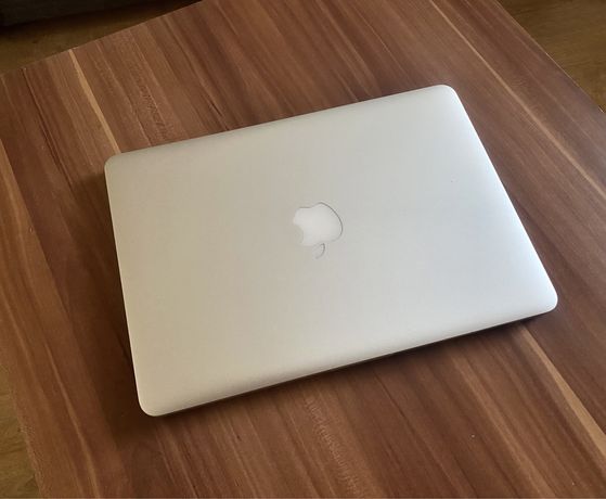 Laptop MacBook Pro 13 (Early 2015) 13,3 " Intel Core i5 8 GB / 128