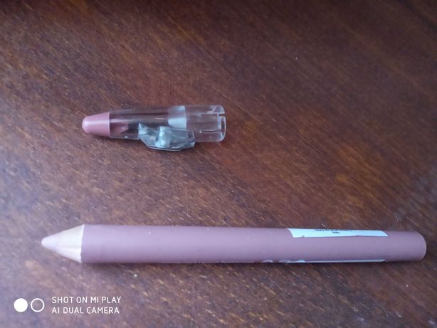 Новый нюдовый матовый карандаш для губ
