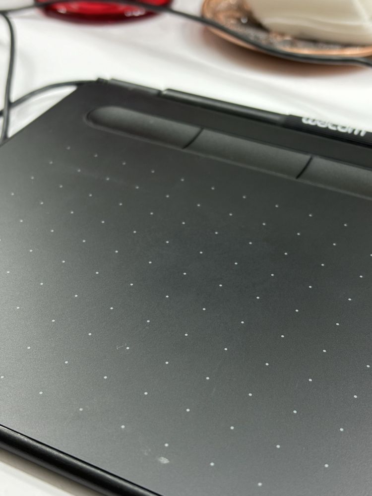 Графічний планшет Wacom Intuos S Black