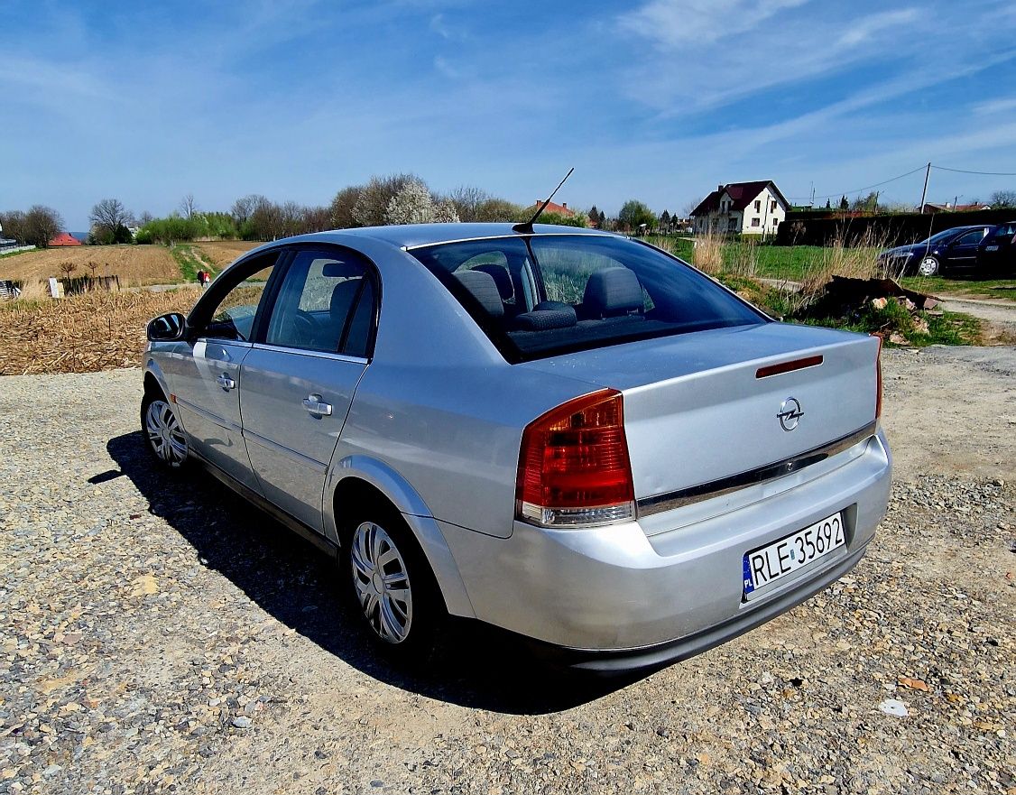 Opel vectra c 2.0 diesle 100km