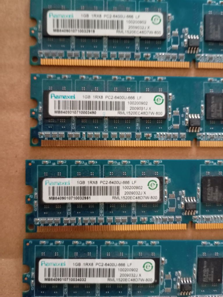 Karty pamięci DDR2  1 GB