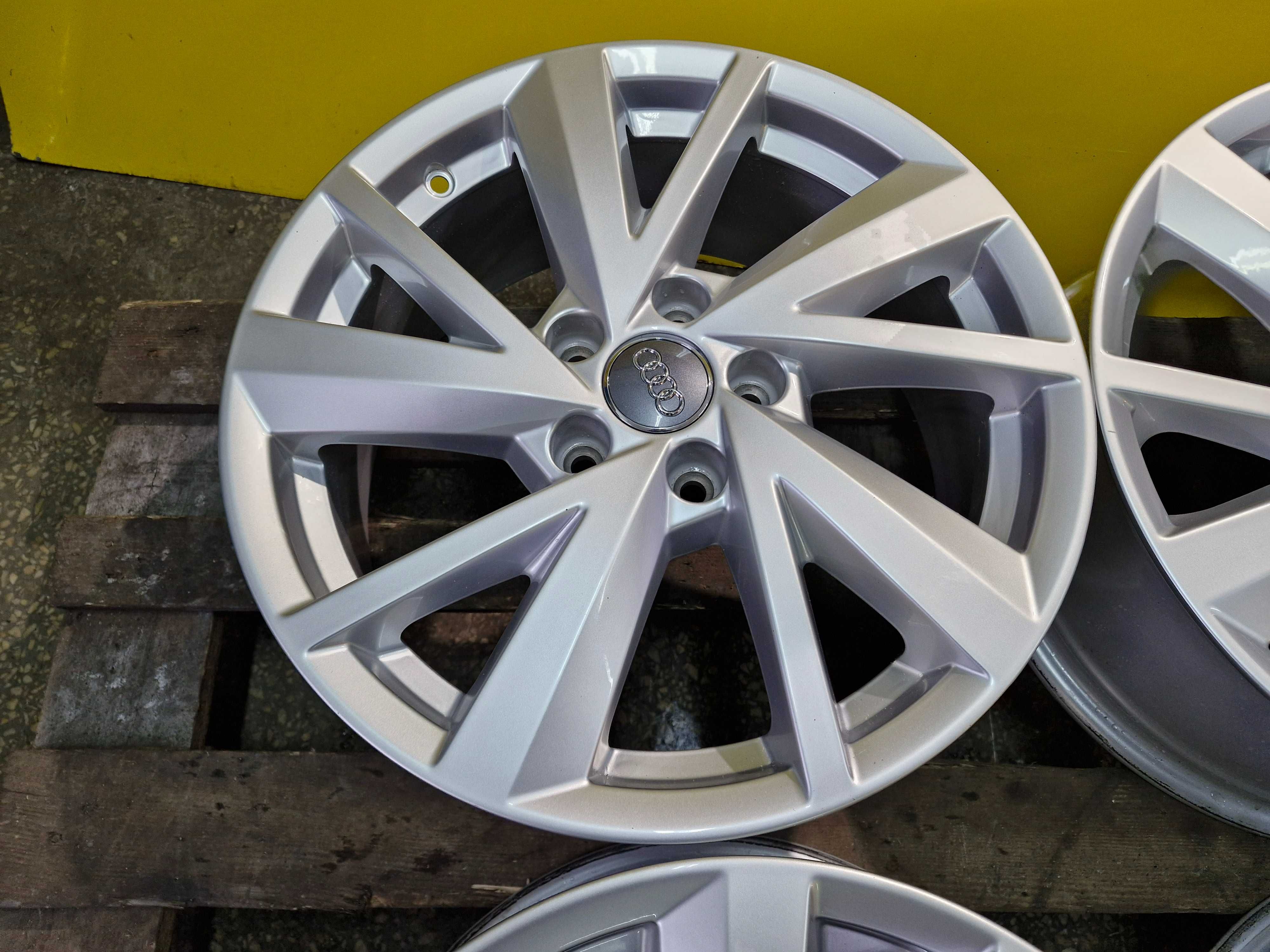 Alufelgi 5x112 17 Audi A3 A4 A6 Q2 SQ2 OE 7.0"x17" ET45 81A Jak Nowe
