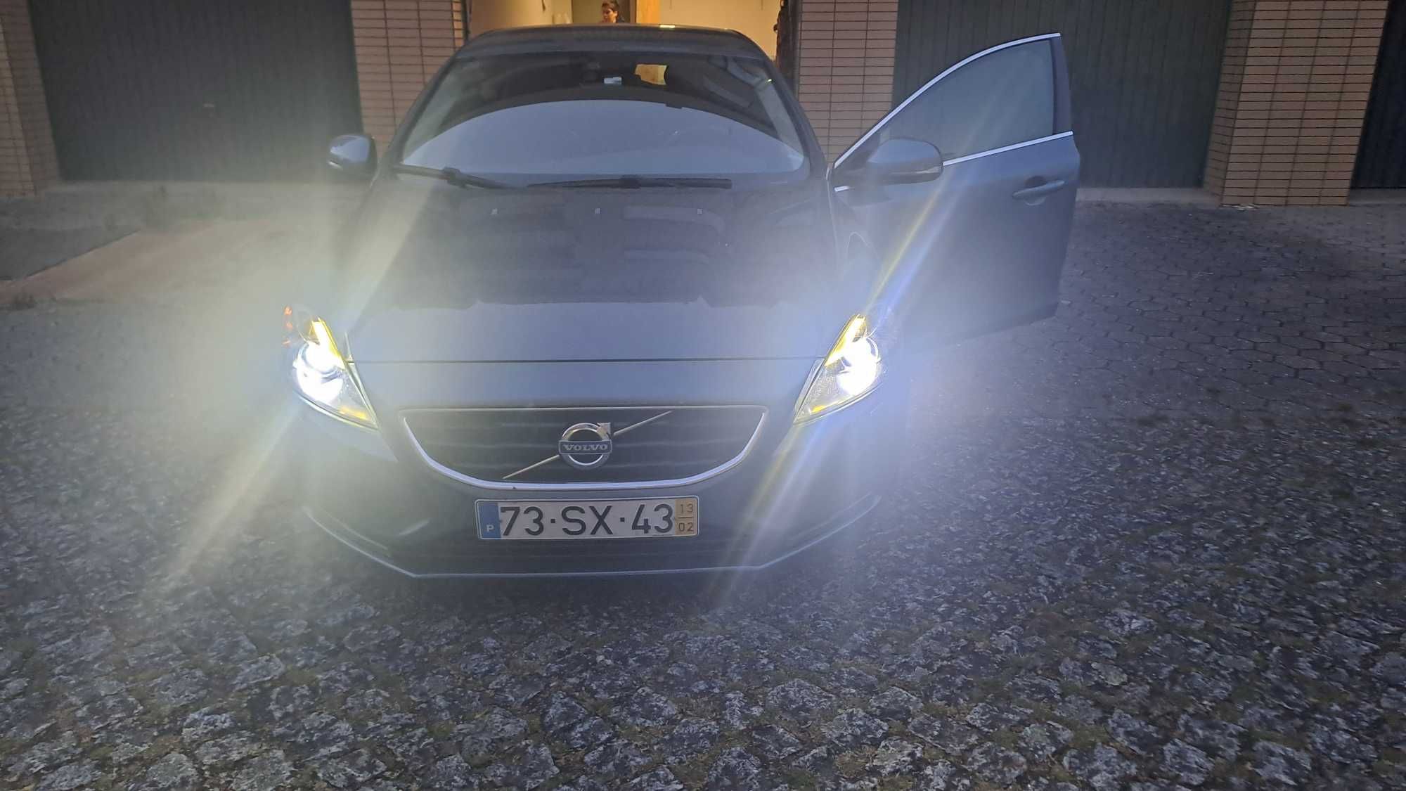 Volvo V40 D2 momentum