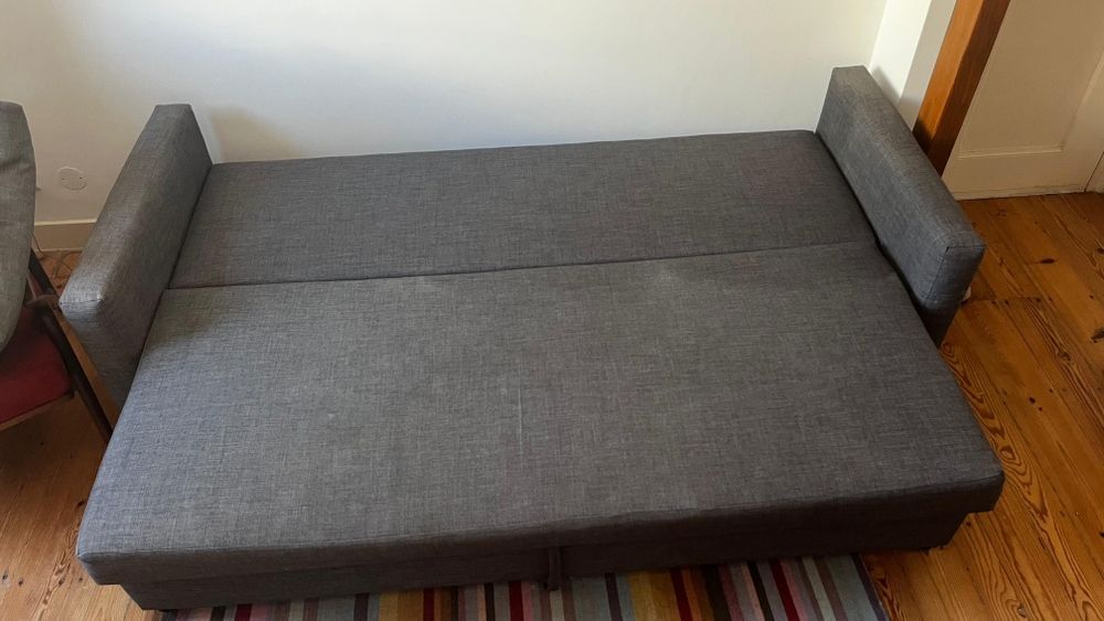 Sofá-cama FRIHETEN cinzento