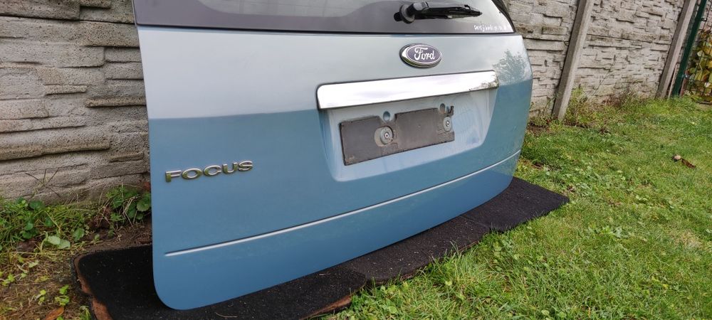 Klapa pokrywa bagażnika Ford Focus mk2 II kombi kolor M8 błękitna kpl