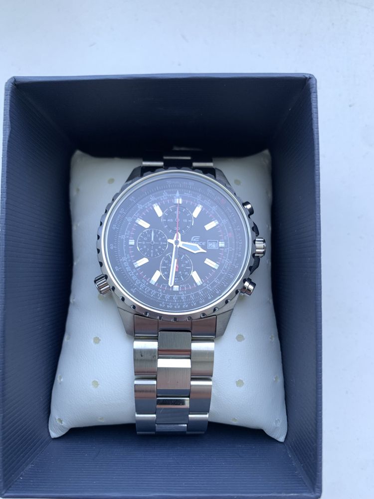 Мужские часы CASIO Edifice EF-527D-1AVEF