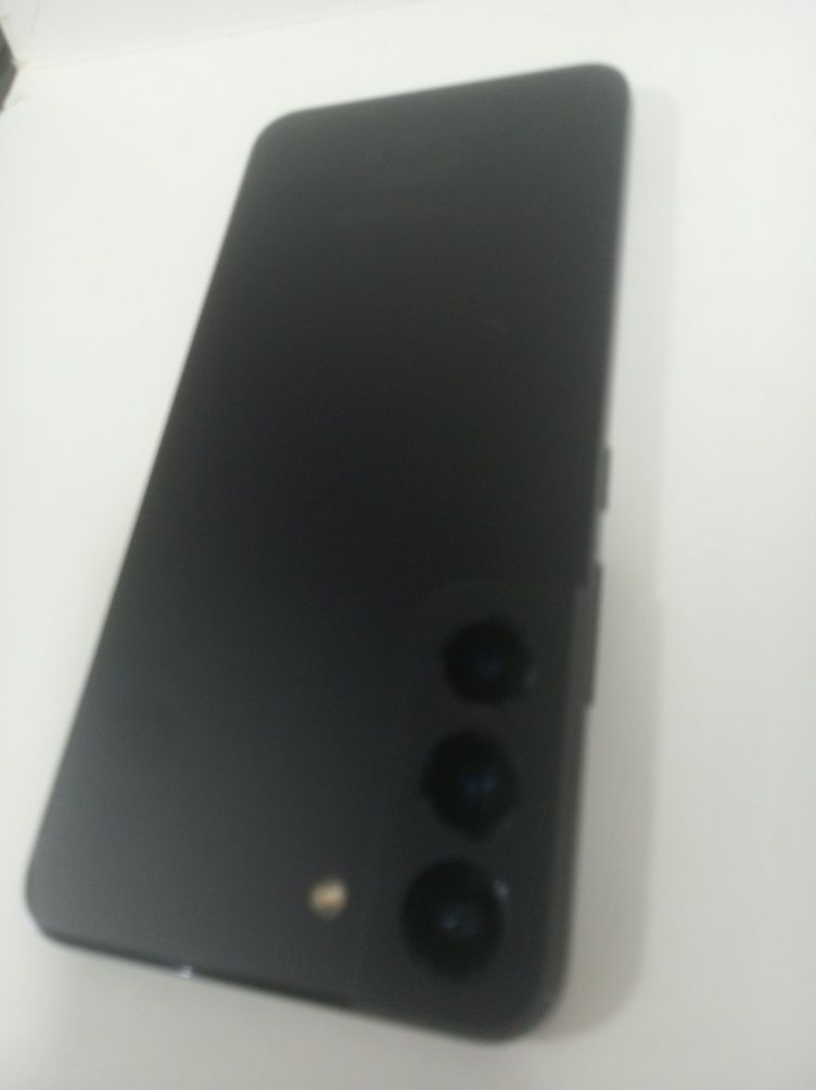 Samsung Galaxy S22  "12/256gb"