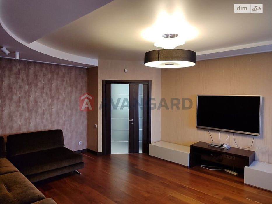 Сучасна двокімнатна квартира в самому серці міста район міськвиконкому