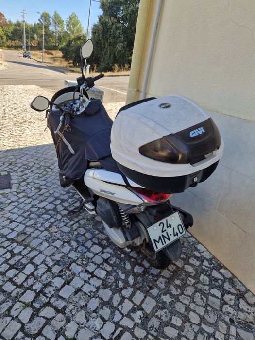 PCX 125 de 2011 com 84000km