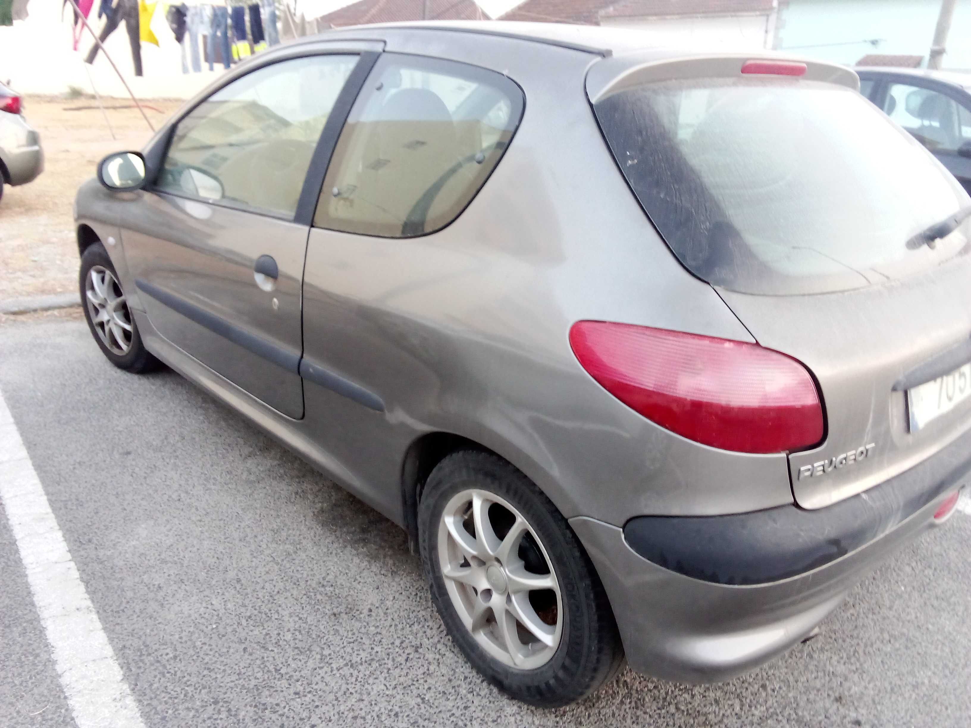 Peugeot 206 gasolina
