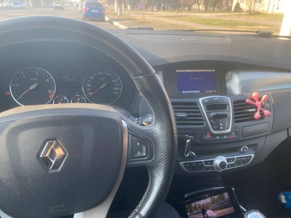Продам Renault Laguna