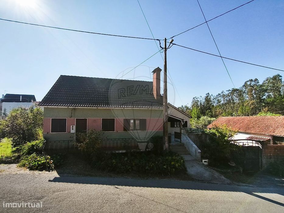 Moradia T4 para arrendamento