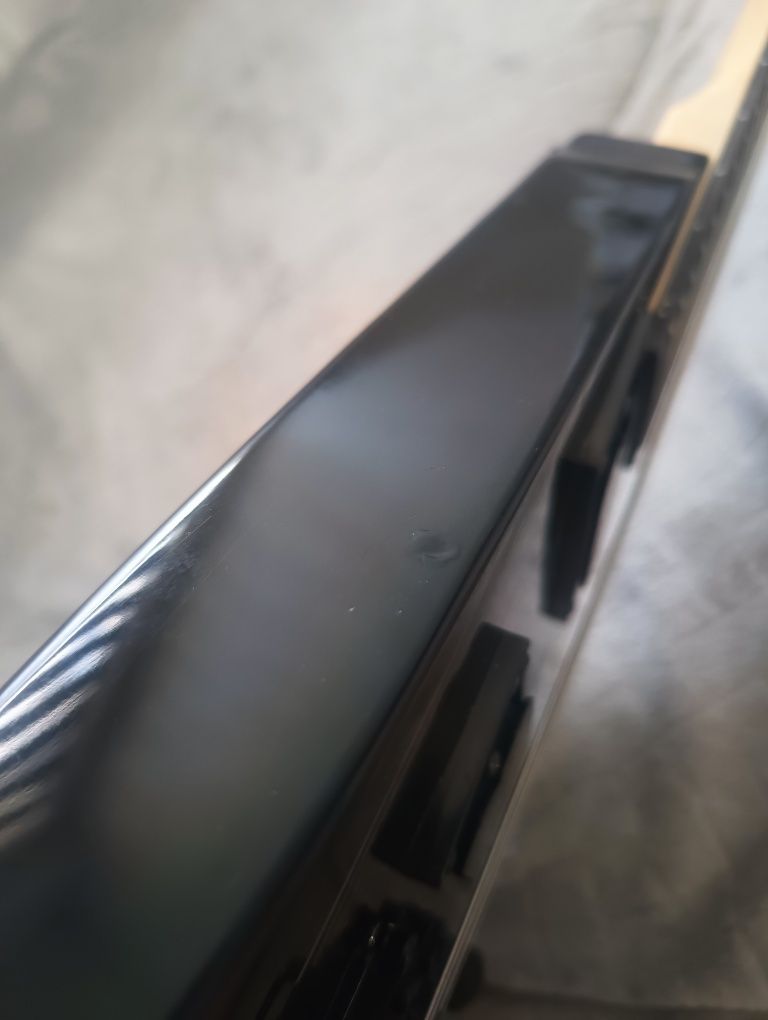 Gitara elektryczna typu flying v, RR, V-ka czarna