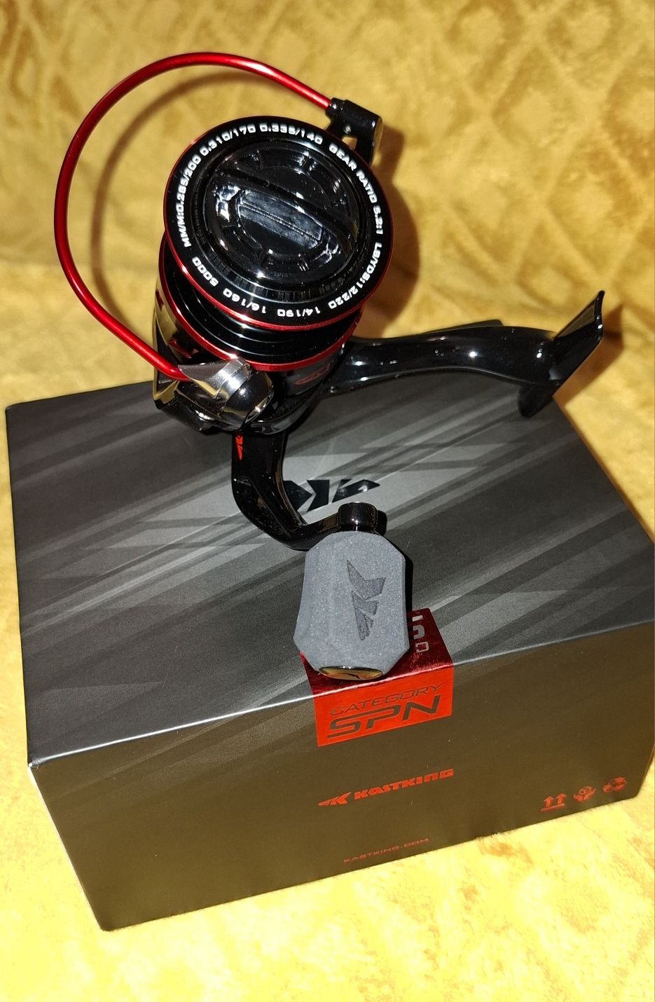 Carrete Kastking 5000, para spinning ou bóia