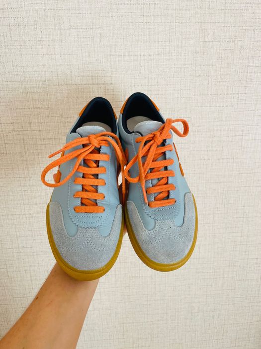 Sapatilhas Veja pouco usadas