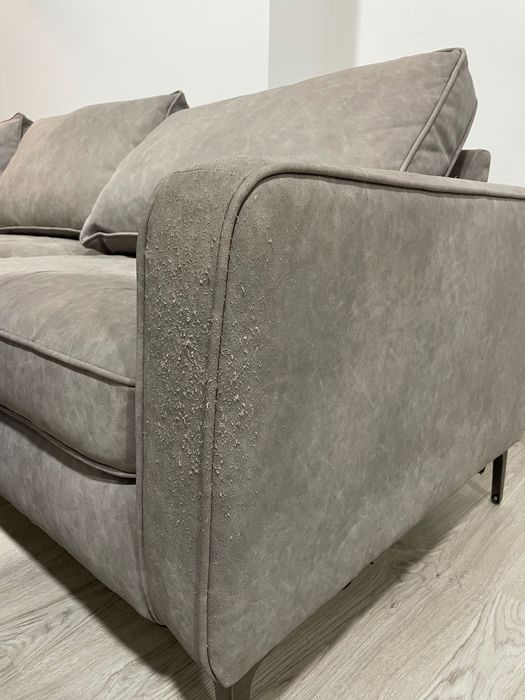 Sofá de 3 lugares com chaise