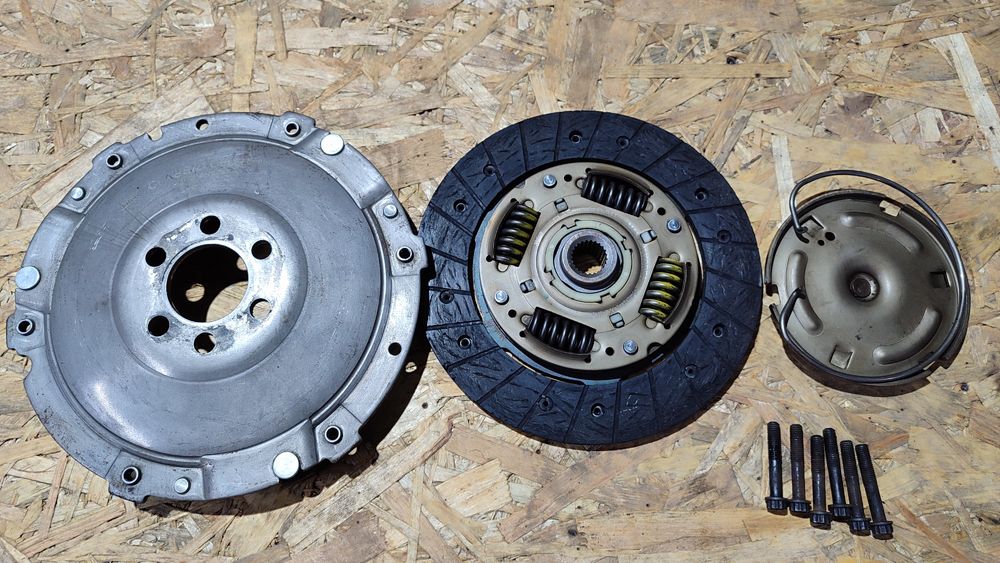 Комплект зчеплення vag 786011
786011