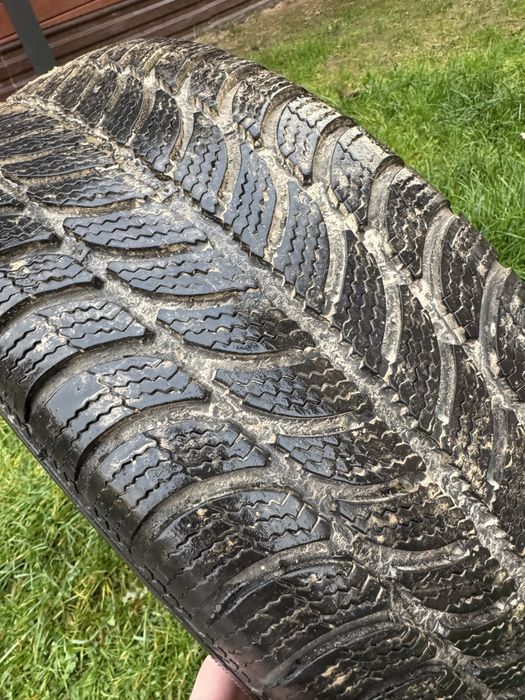 Opony zimowe Debica 16