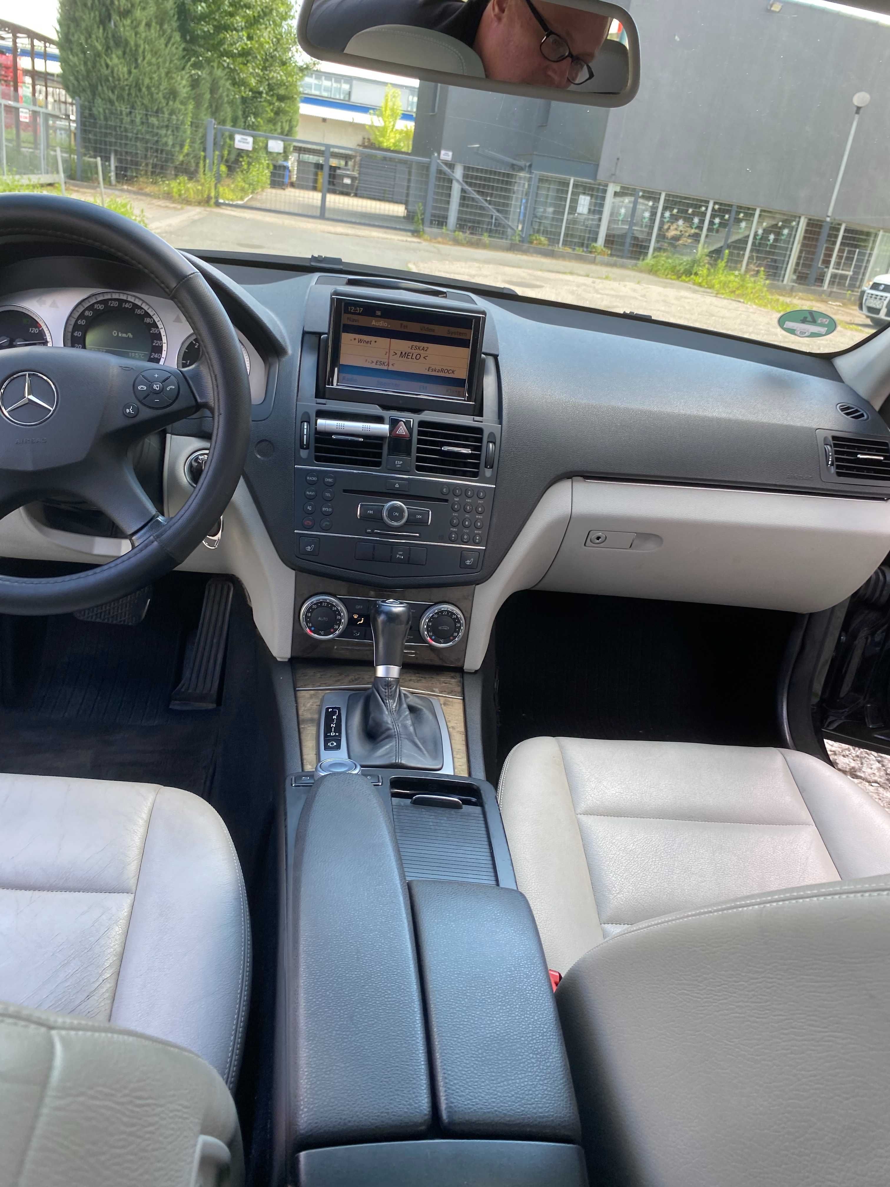Mercedes-Benz C w 204 320 CDI V6 224 KM Avantgarde Automat