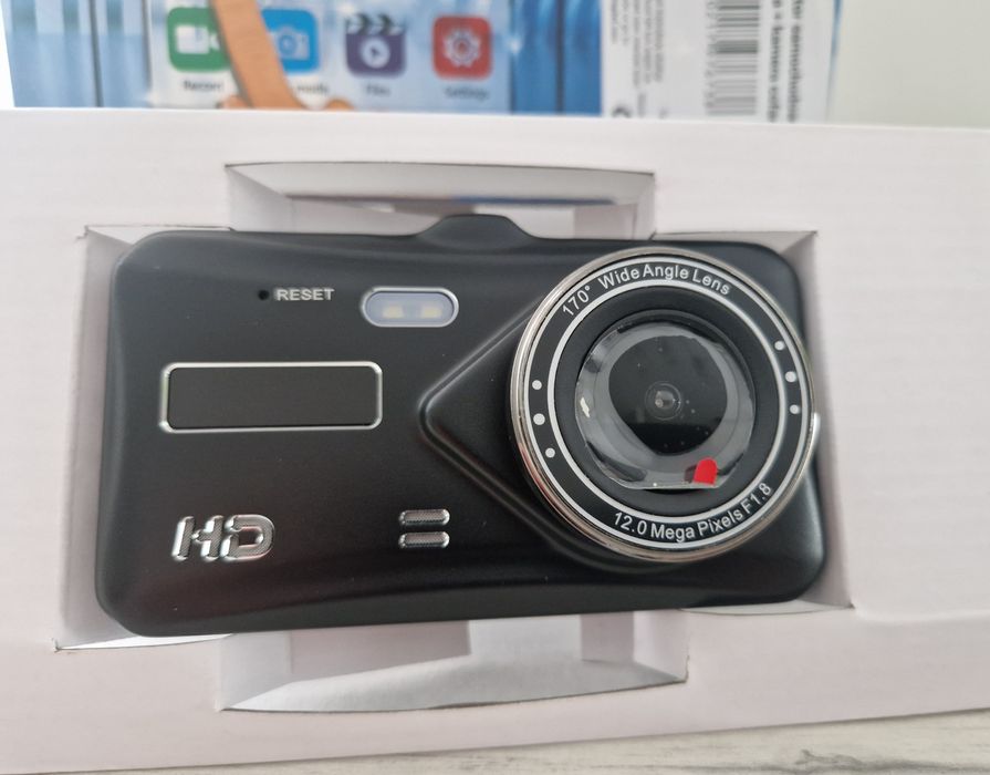 Wideorejestrator samochodowy DVR-03 4,0 cala + kamera cofania