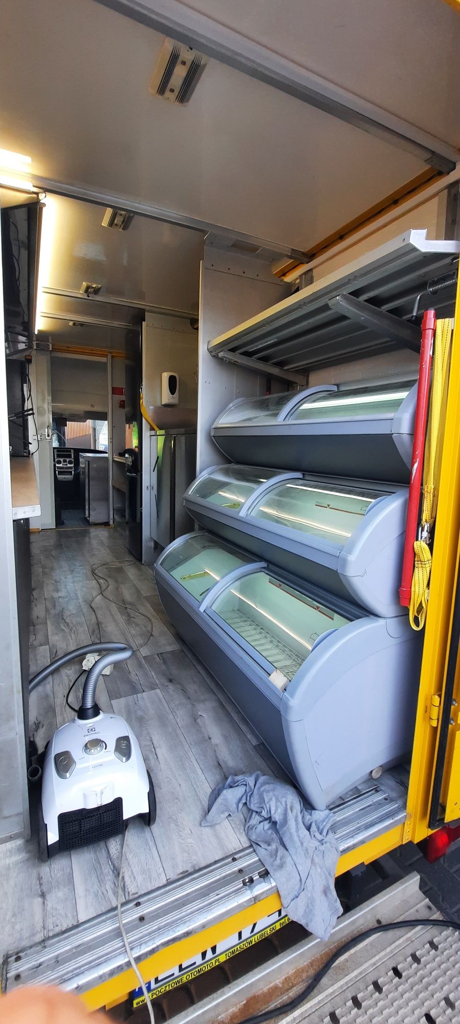 Foodtruck IVECO DAILY/ gotowy biznes/sprzedam-zamienię za auto osobowe