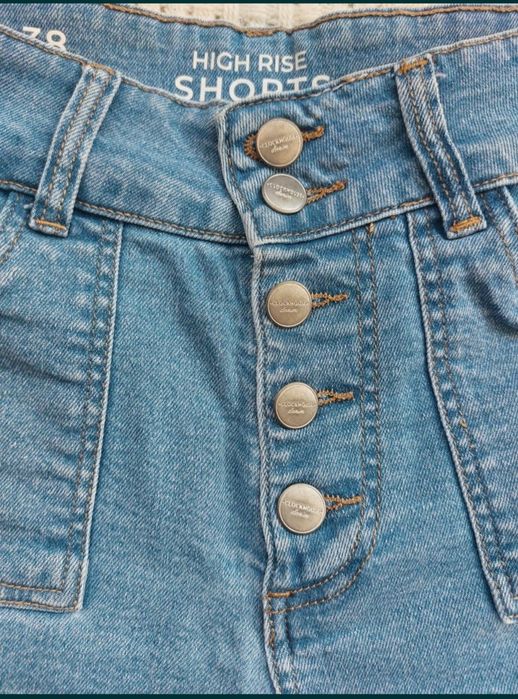 Жіночі шорти ClockHouse, 38 розмір