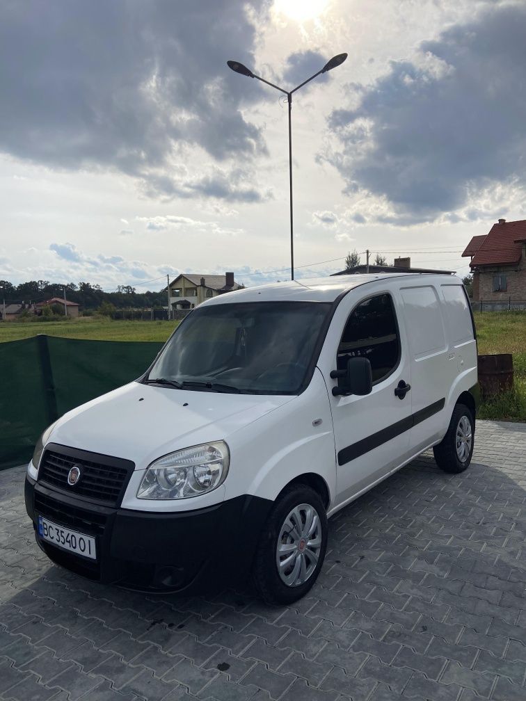 Фіат Добло( Fiat doblo) 2009р, на ходу, торг, терміново