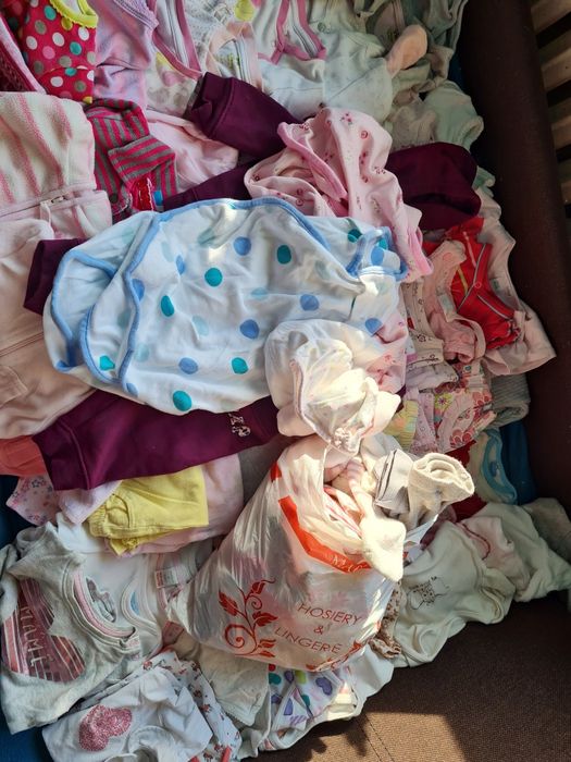 Zestaw ciuchów dla dziewczynki 56