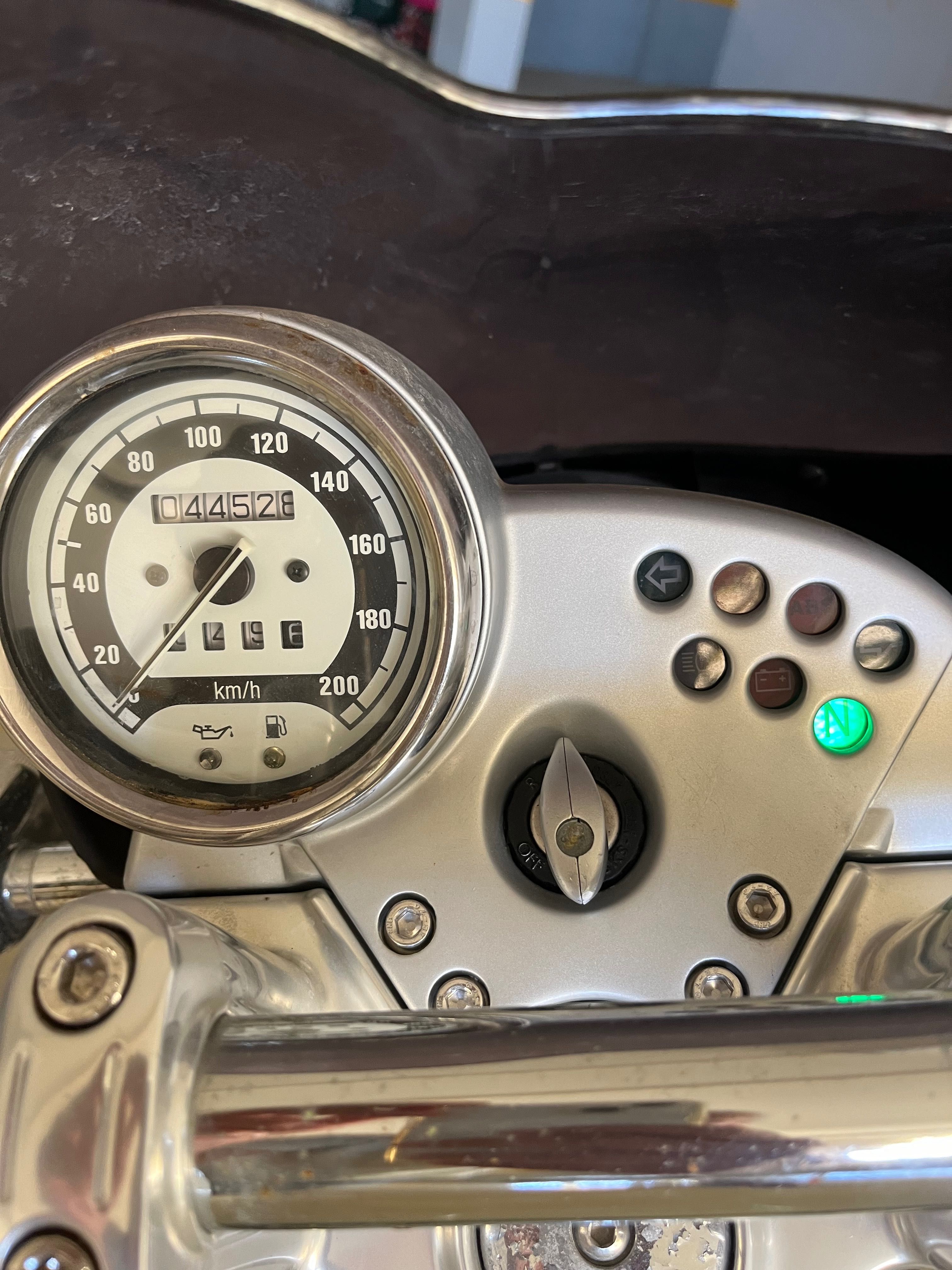 Vendo BMW R1200C