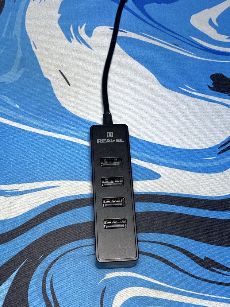 Usb hub real-el на 4 разьема