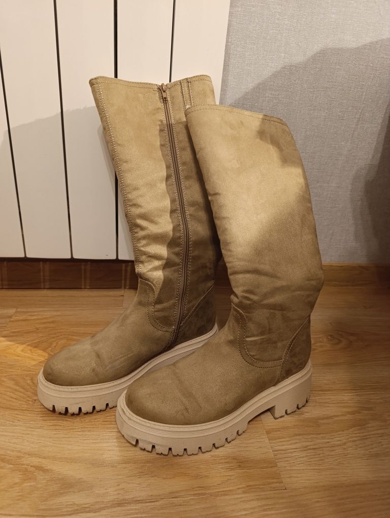 Kozaki z ociepleniem brązowe granceland Deichmann 39 damskie  zamszowe