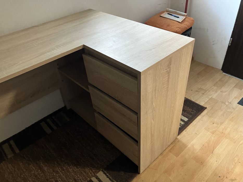 Nowe biurko Castorama