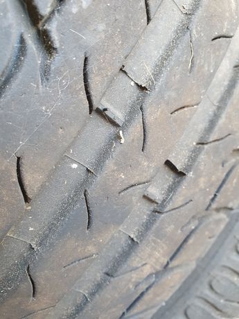 Conjunto de pneus