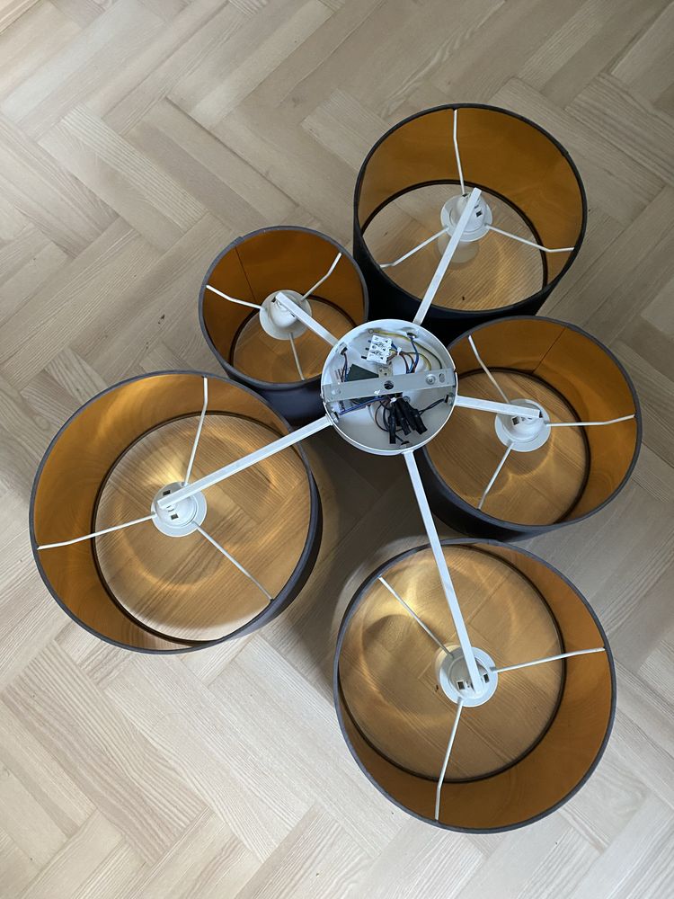 Lampa sufitowa ze złotym wnętrzem 5-świateł