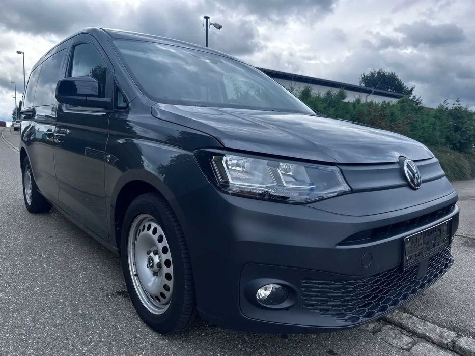 Volkswagen Caddy      2021