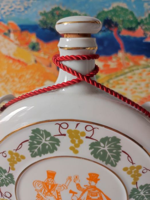 Piękna stara porcelana karafka sygnowana kolekcje