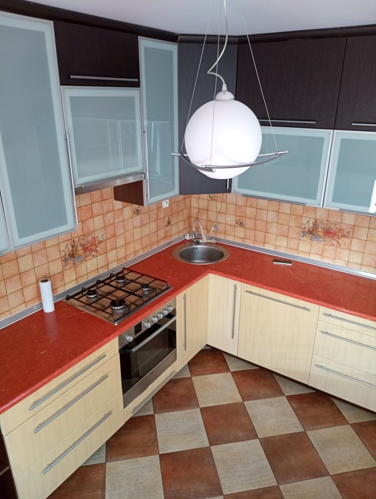 Mieszkanie 48m2 do wynajęcia 2 piętro , 2 pokoje  .