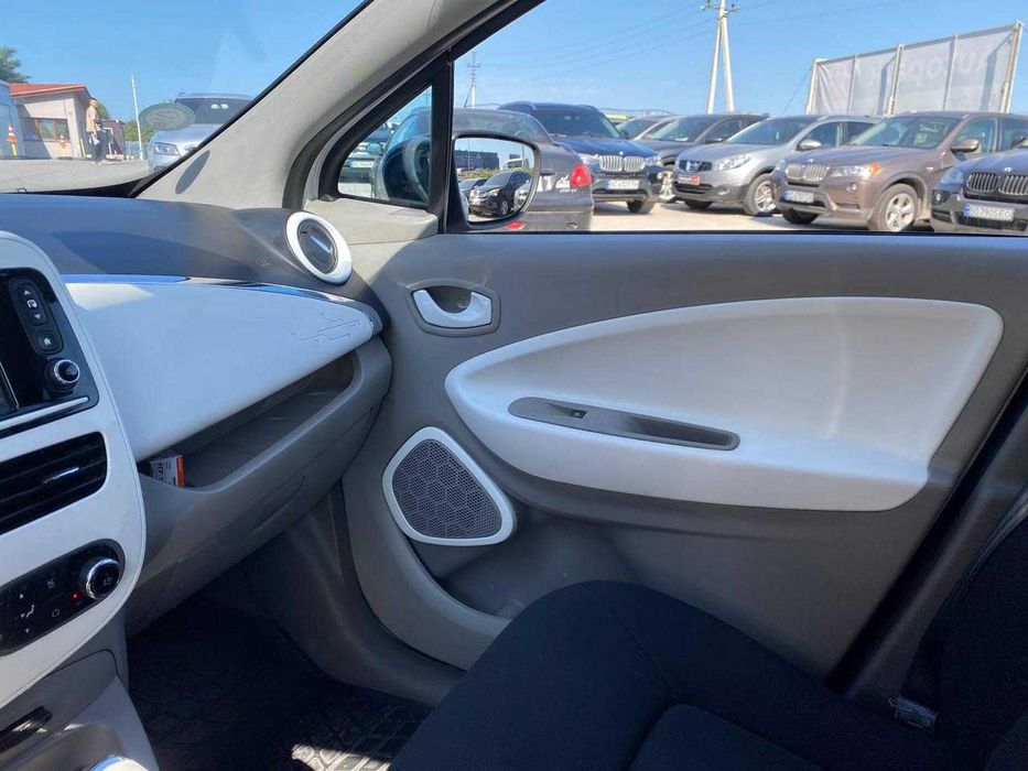 Продам Renault Zoe 2015р. #71147