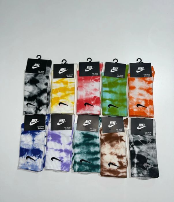 Meias nike coloridas