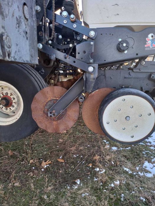 Сівалка Kinze-Bauer DB32