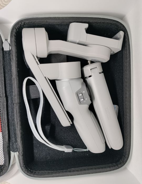 Estabilizador Gimbal Zhiyun Smooth-Q3 Combo para Smartphone