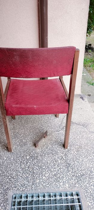 Stare krzesła PRL cena za 3 sztuki