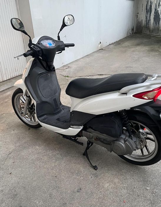 Mota Scooter symphony 125